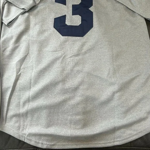 Mitchell & Ness Gray Yankees Jersey - Picture 6 of 13